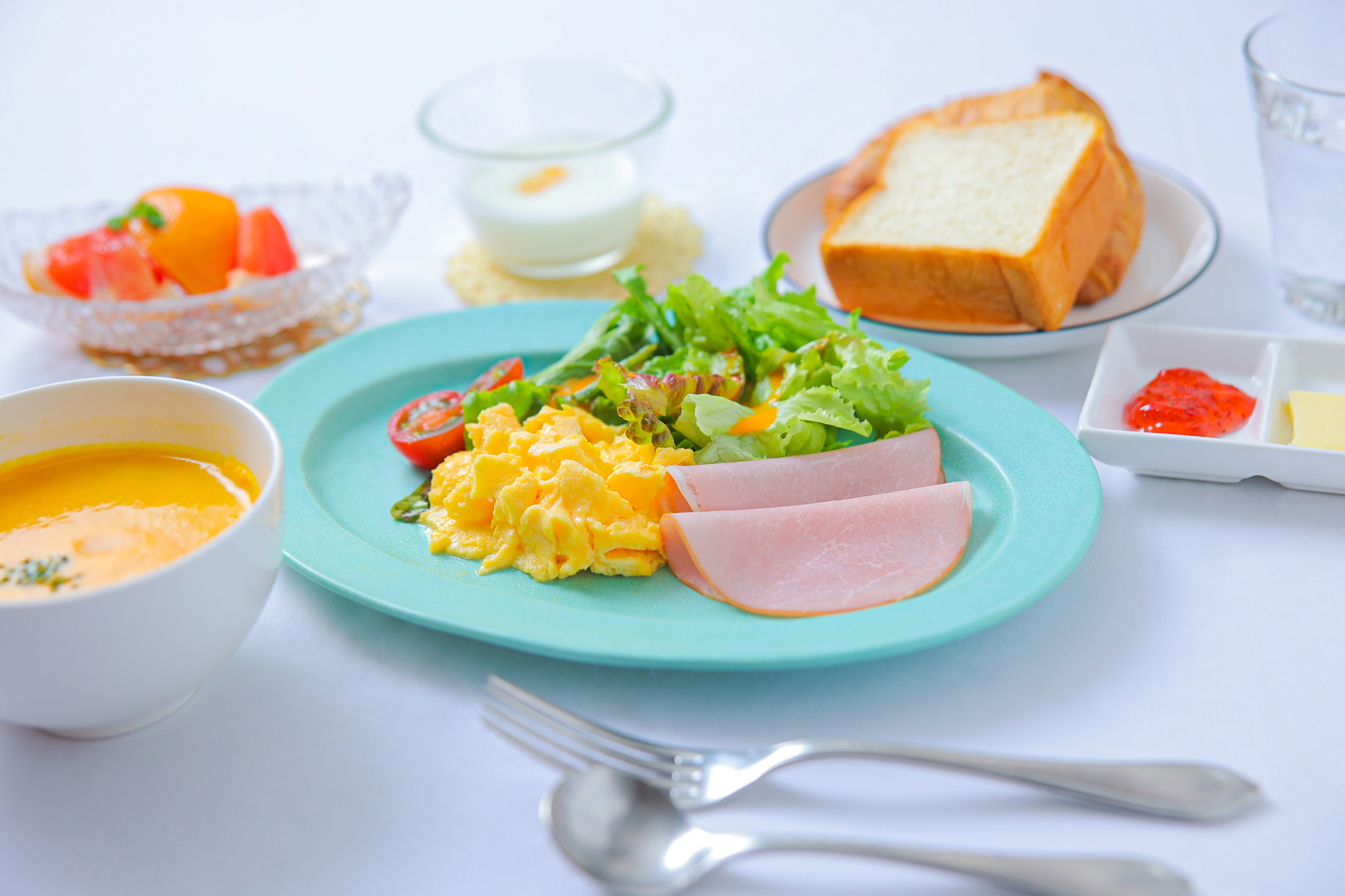 朝食