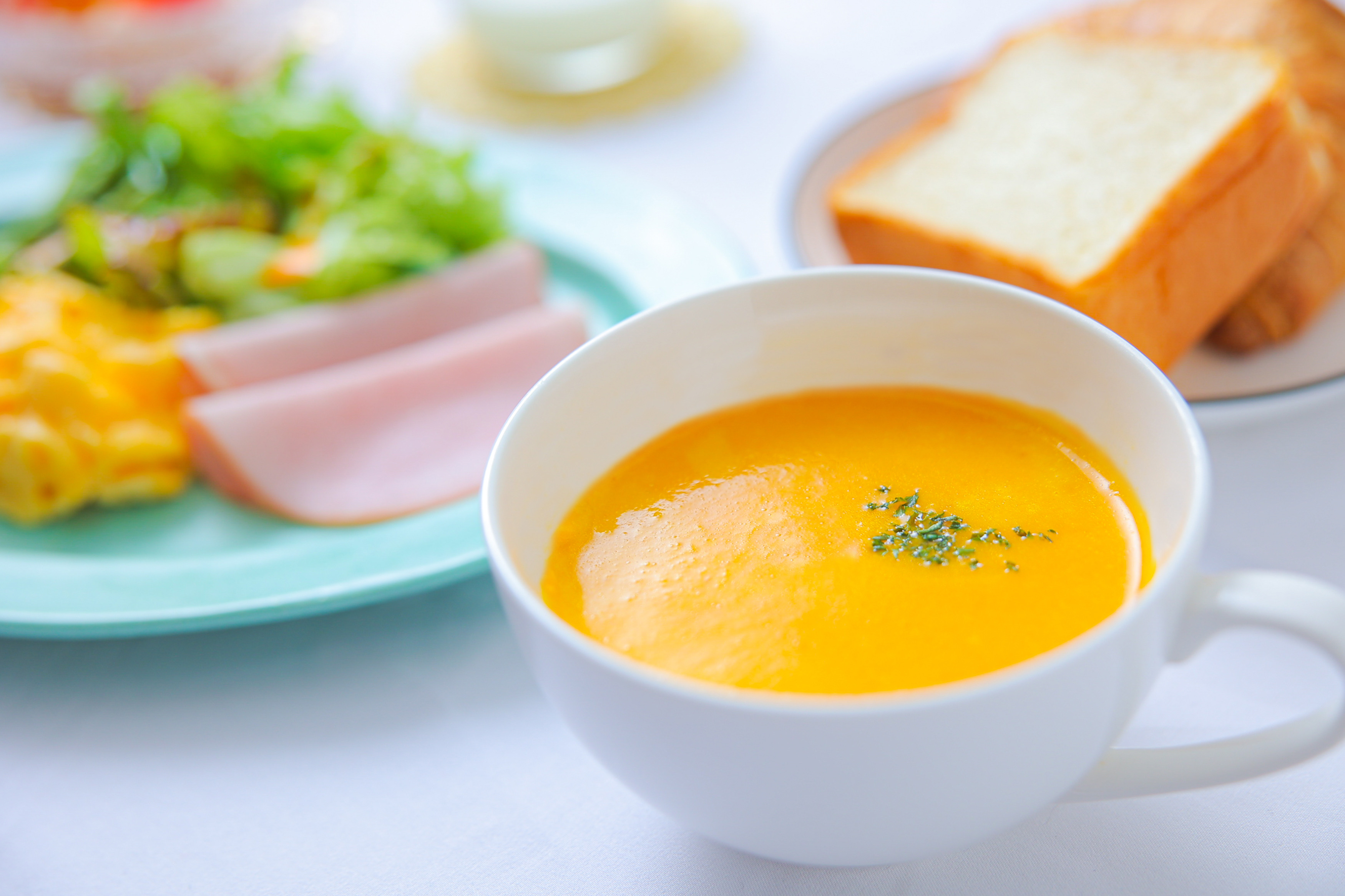 朝食
